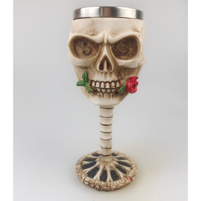 Кубок питьевой Скелет с розой-2